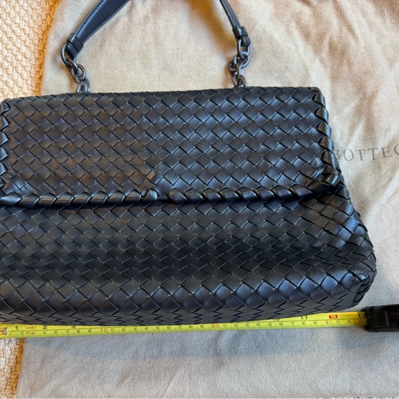 Authentic Bottega Veneta Nappa Intrecciato Large Bag - Picture 14 of 15